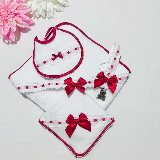 Conjunto de toalha de banho, babete, fralda e prende chupeta para bebé