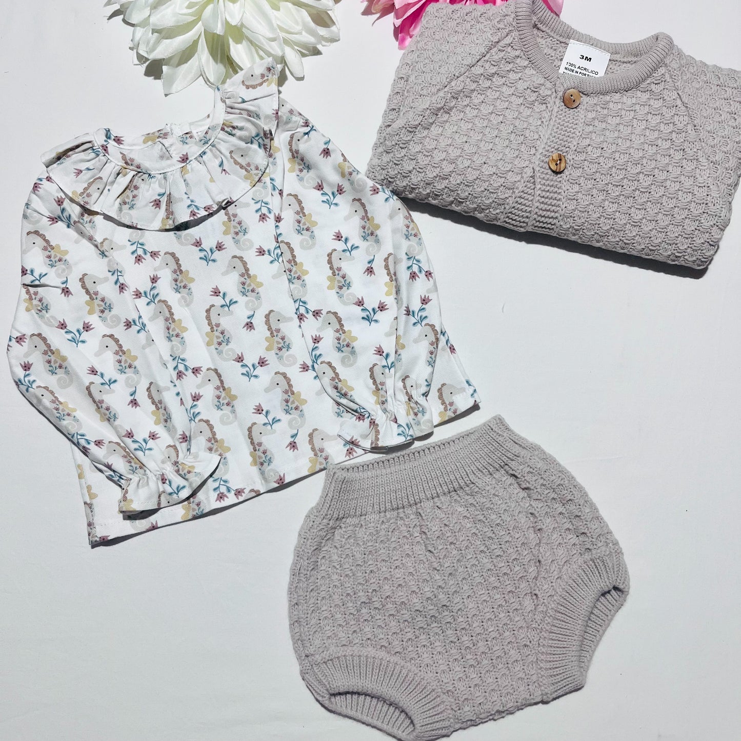 Conjunto Ariela em malha para bebé 3 peças