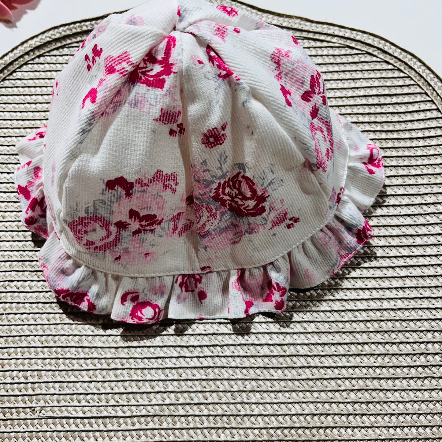 Vestido e chapėu para bebé - Lili