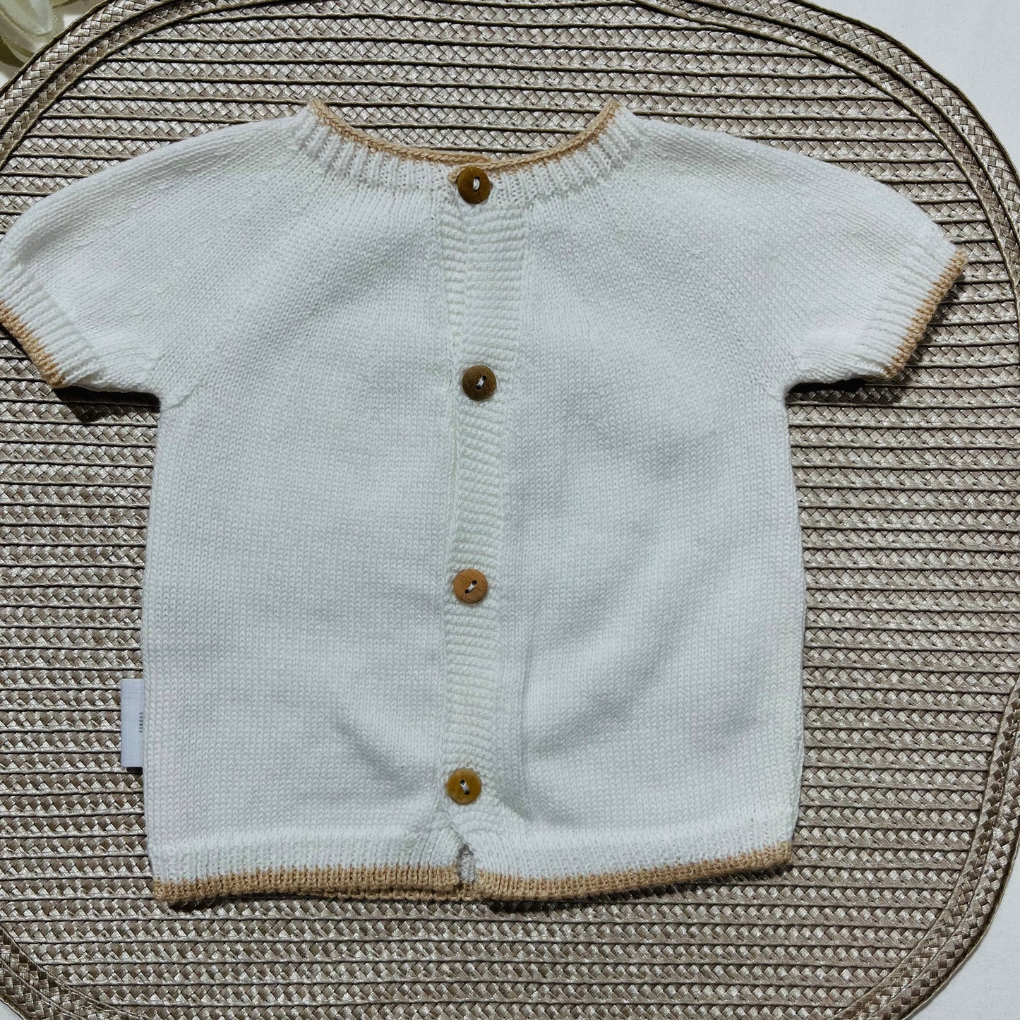 Conjunto saída de maternidade para bebé - Conjunto de malha para Bebé - Camisola e calção em Algodão - Areia