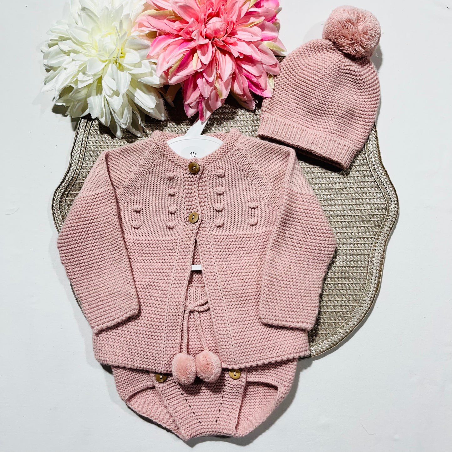 Conjunto saída de maternidade para bebé - Casaco, tapa-fraldas e gorro - Rosa