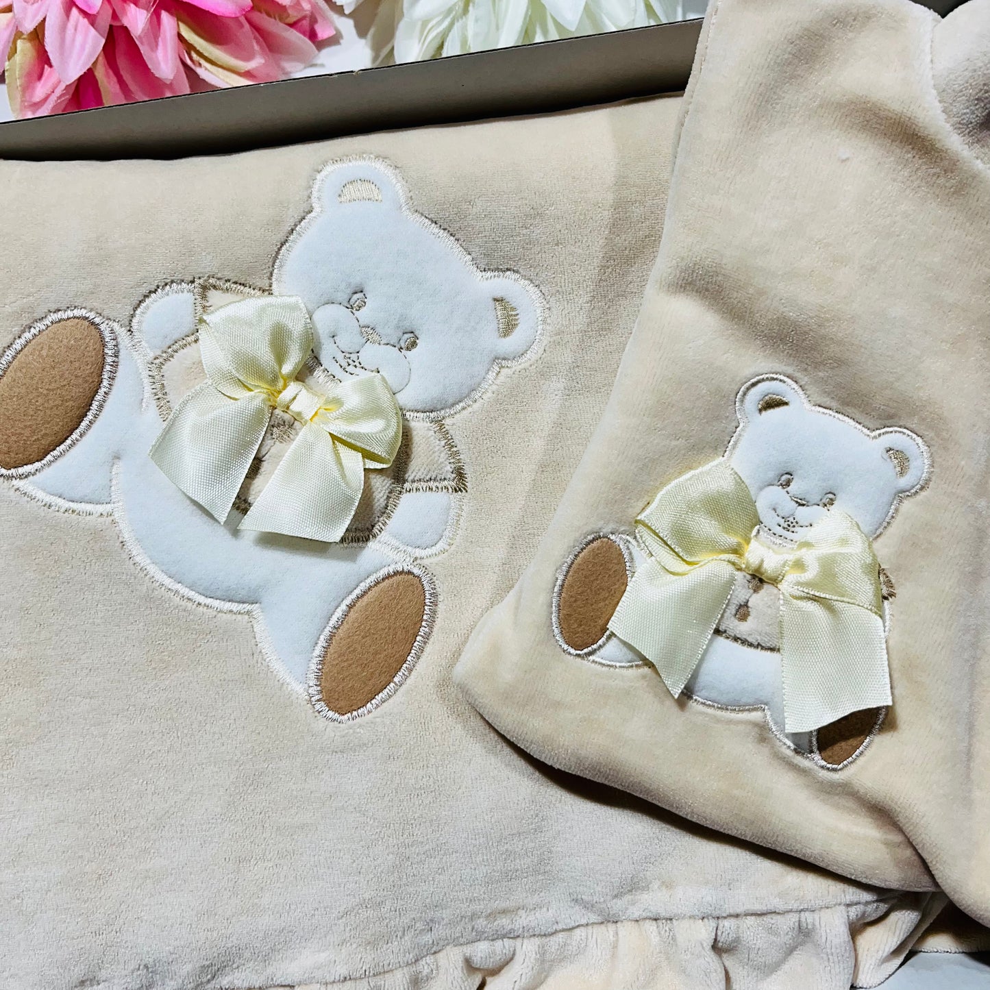 Conjunto em veludo - Manta + Babygrow - 1M - Areia