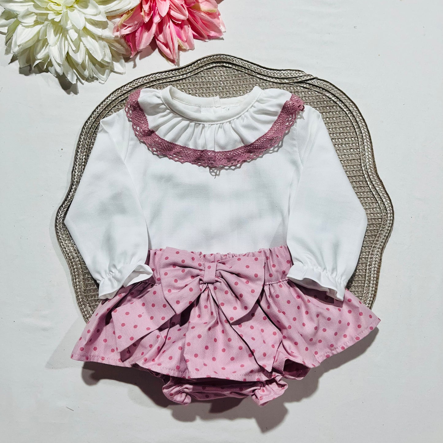 Conjunto Alice - camisa e tapa fralda para bebé - 3,6 e 12M - Rosa velho