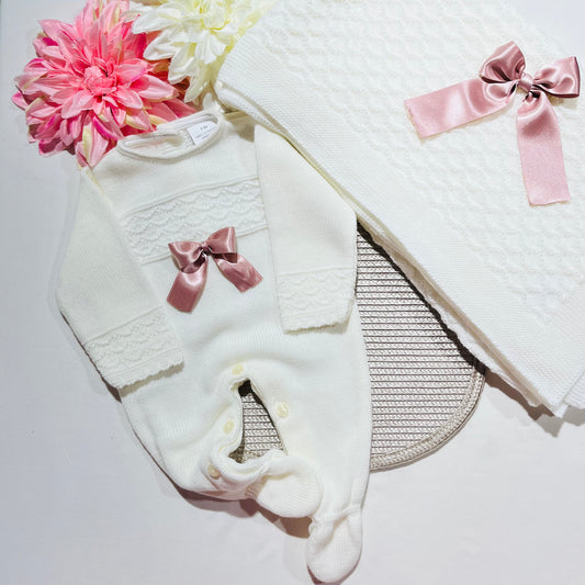 Conjunto Bianca  em malha para bebé  - Fato + Manta - Pérola - 1M