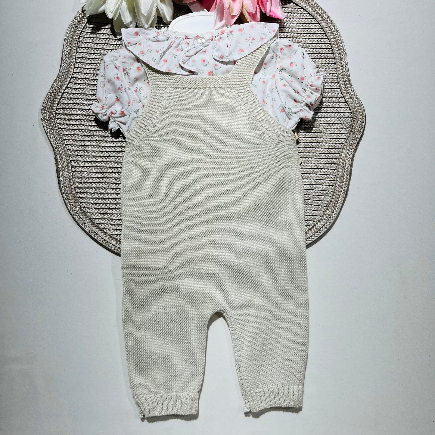 Conjunto Flor - Jardineira e camisa - 1 aos 12M