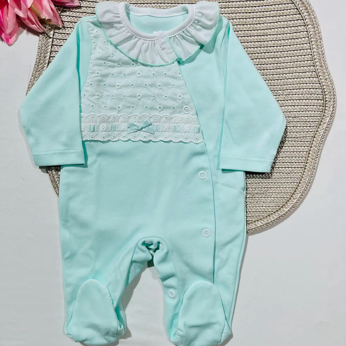 Babygrow recém-nascido - Algodão com bordado inglês