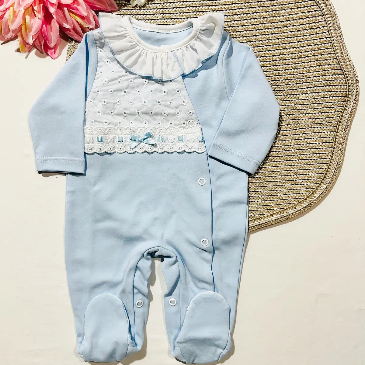 Babygrow recém-nascido - Algodão com bordado inglês