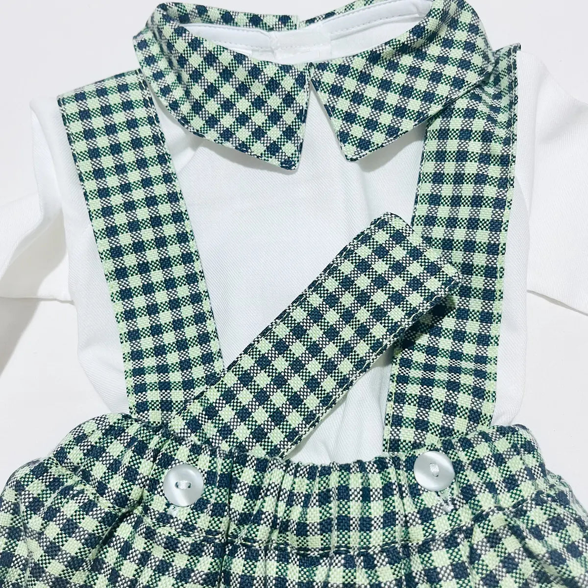 Conjunto jardineira e body xadrez