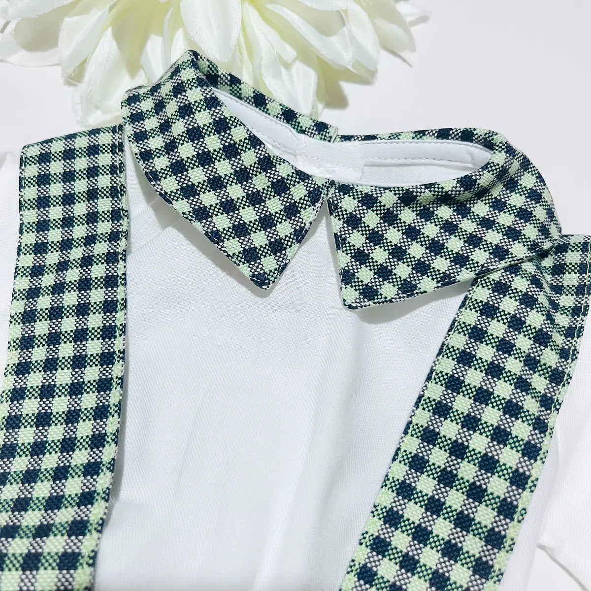 Conjunto jardineira e body xadrez