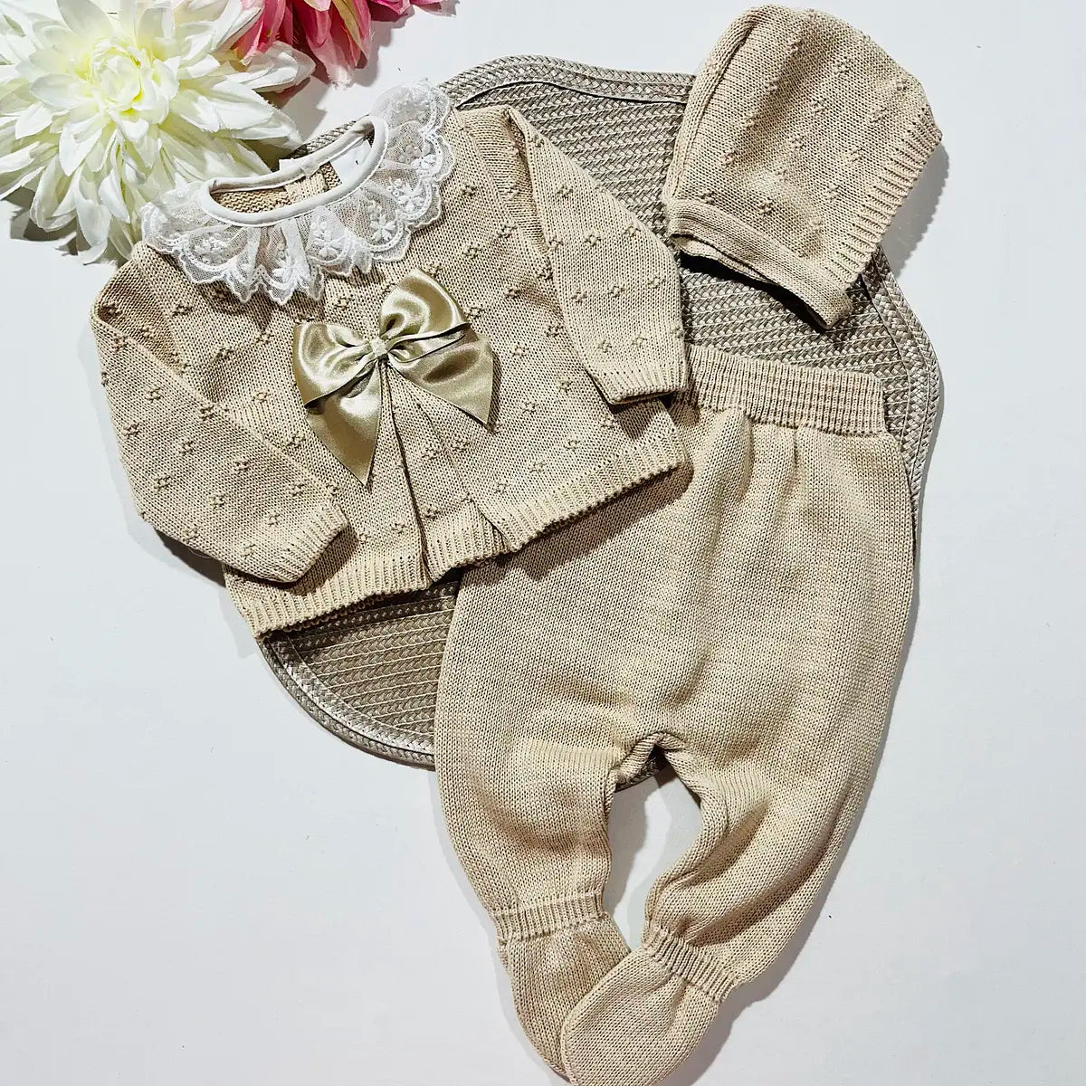Conjunto de bebé, camisola, calça e touca - 100% algodão - Areia