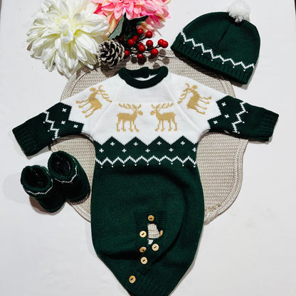 Conjunto bebé - Macacão, botas e gorro de malha