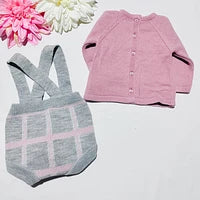 Conjunto de bebé em malha xadrez - camisa e calção