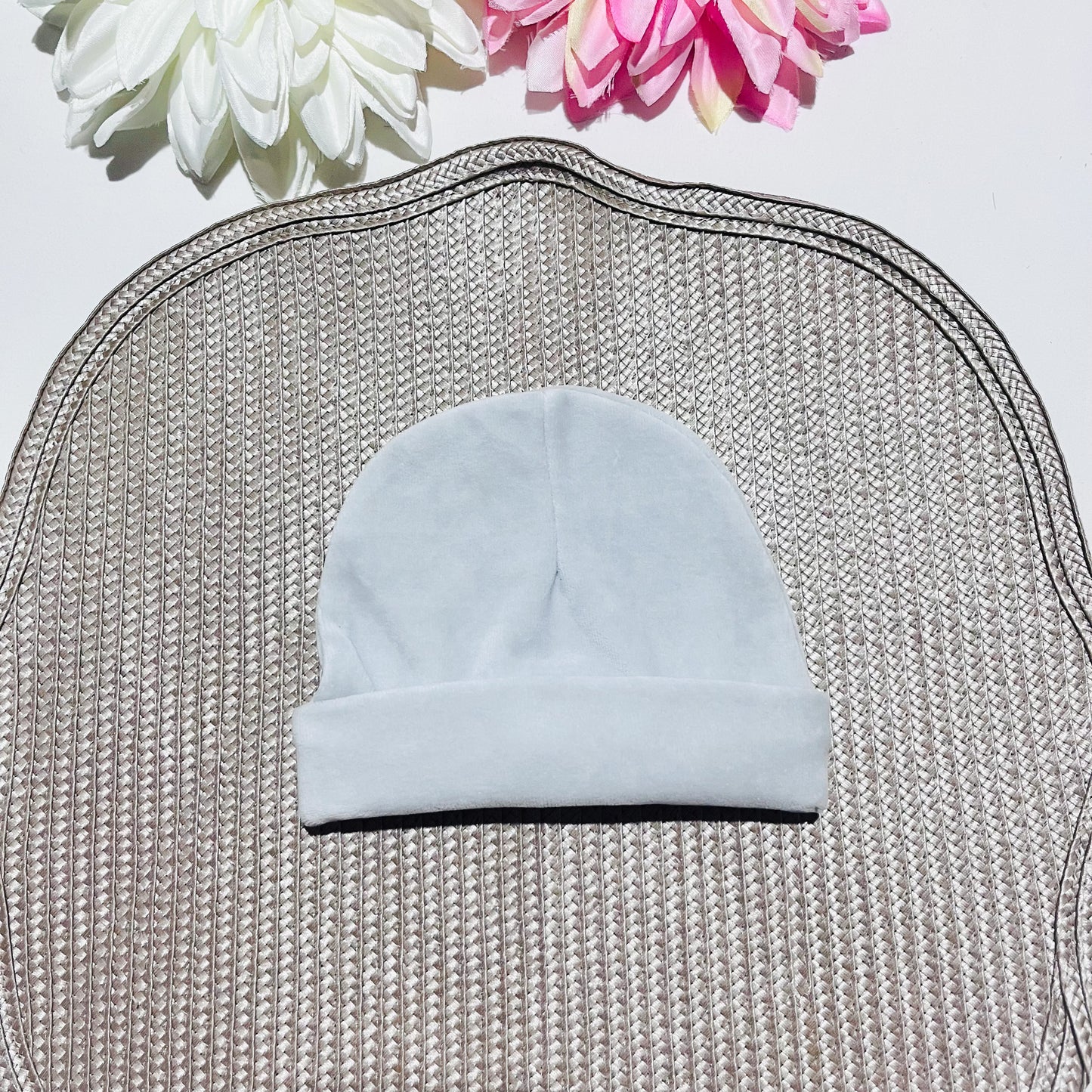 Gorro bebé em veludo - várias cores