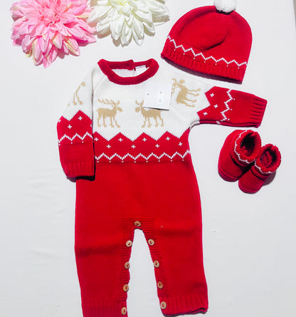 Conjunto bebé - Macacão, botas e gorro de malha