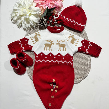 Conjunto bebé - Macacão, botas e gorro de malha