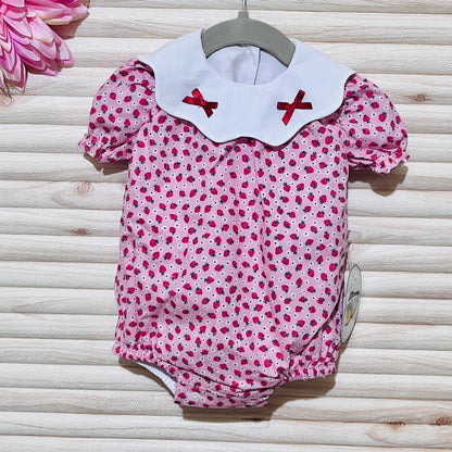 Conjunto fofo e meias para bebé  Moranguinho - 100% algodão