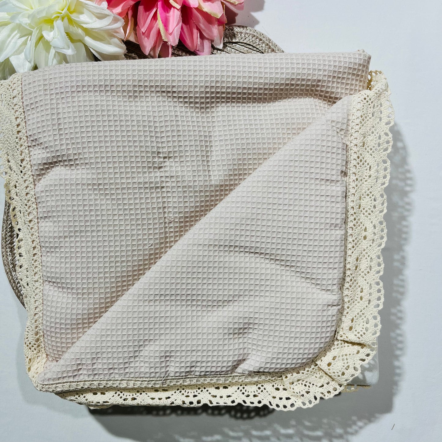 Manta wafle de bebé com renda - 100% algodão  - várias cores - Com ou Sem personalização