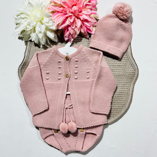 Conjunto saída de maternidade para bebé - Casaco, tapa-fraldas e gorro - Rosa