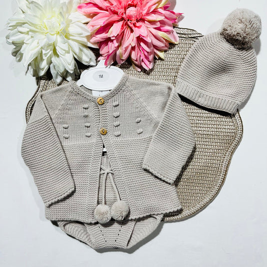 Conjunto saída de maternidade para bebé - Casaco, tapa-fraldas e gorro - Areia