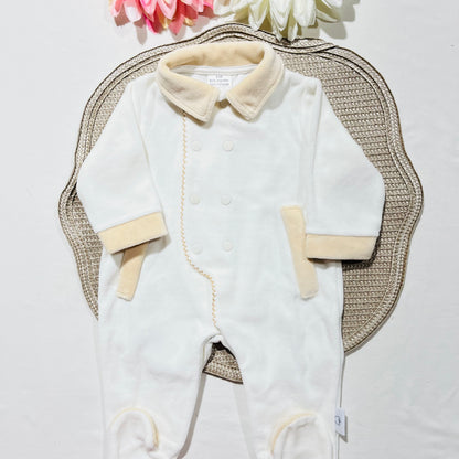 Babygrow Pedro em veludo  - Pérola - 1 e 3 meses