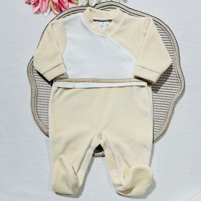 Babygrow Baby em veludo para bebé