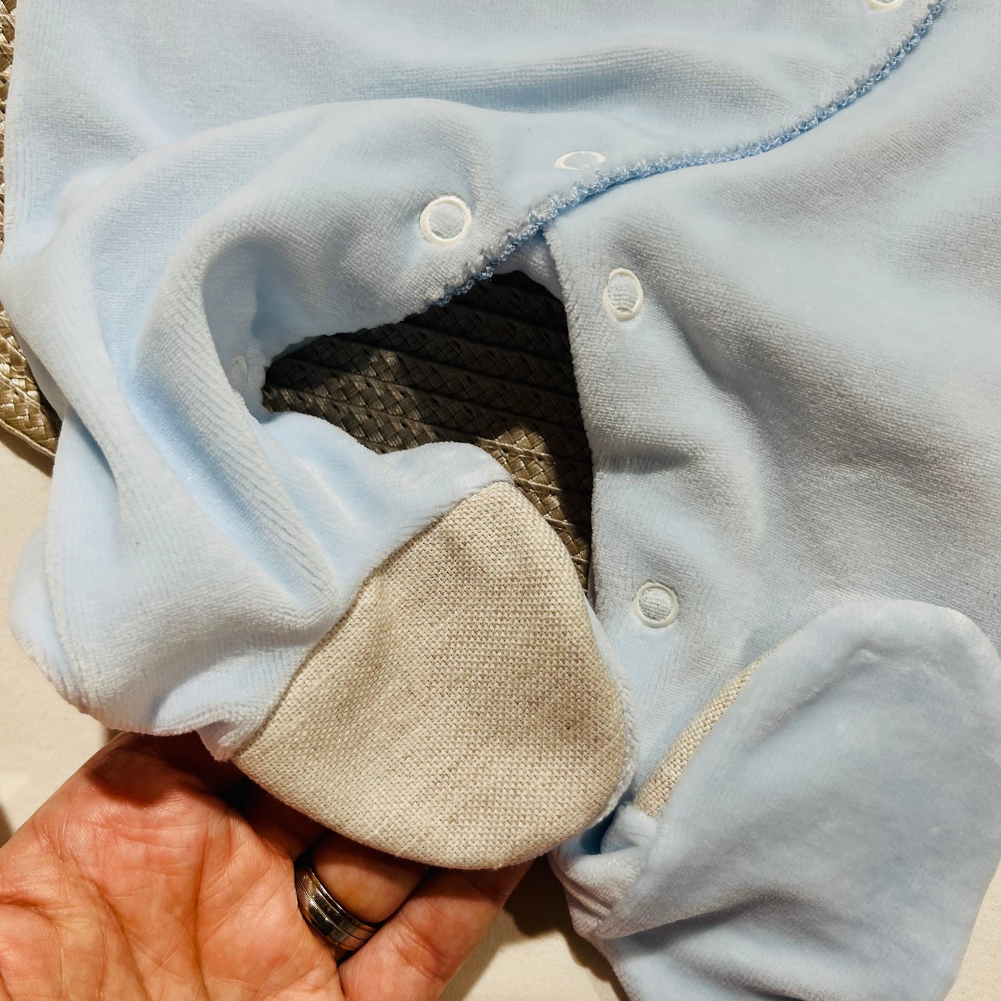 Babygrow em veludo  - Linho