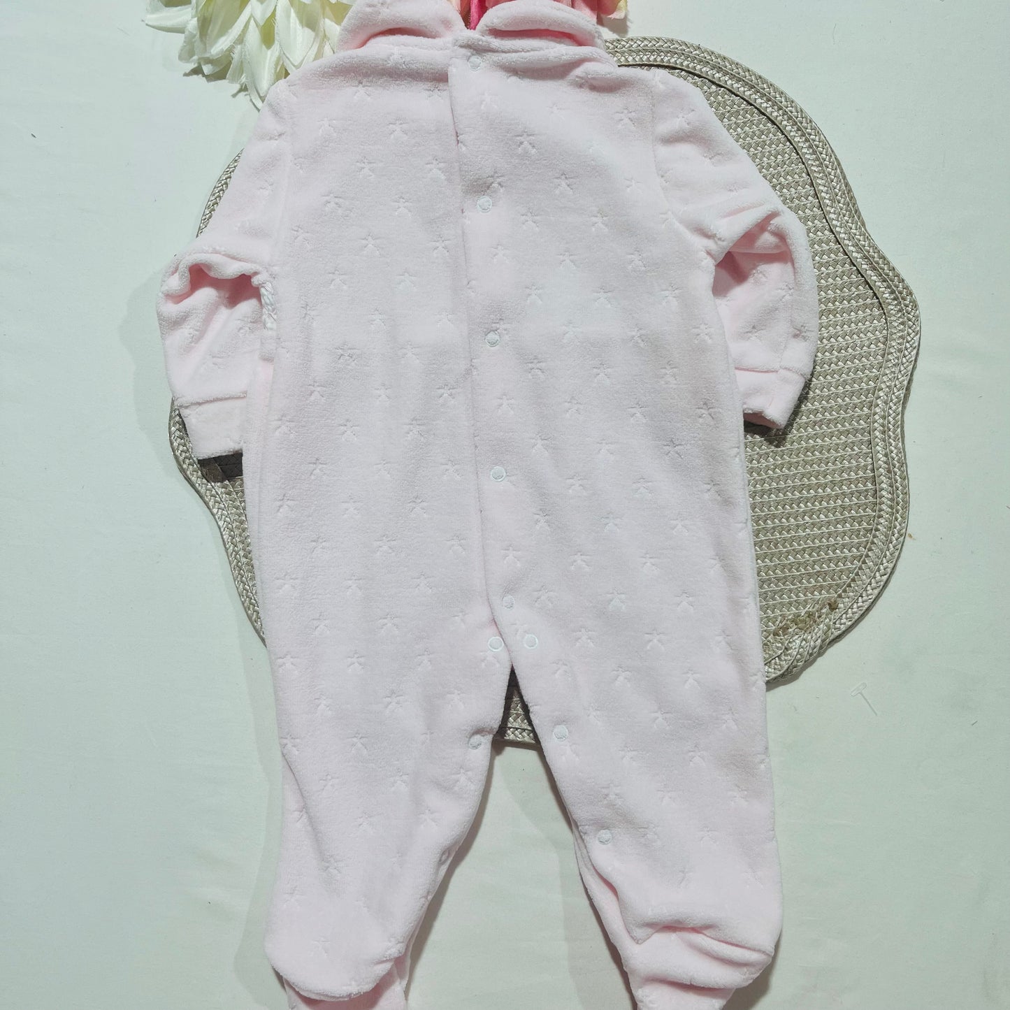 Babygrow  em veludo - Favo de mel - 1 aos 12M - Rosa bebé