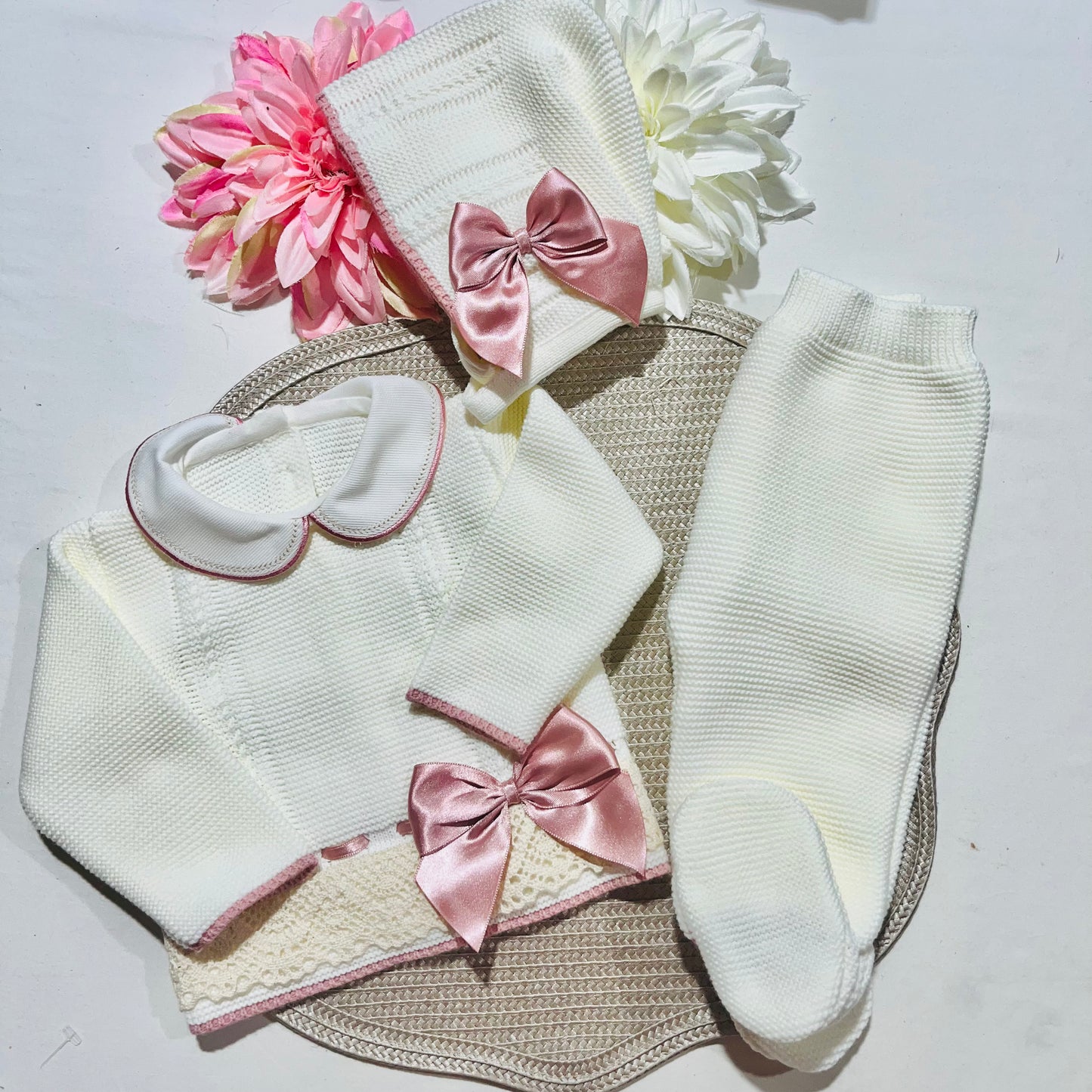 Conjunto Ternura para bebé - Camisola + calça + gorro - 0/3M