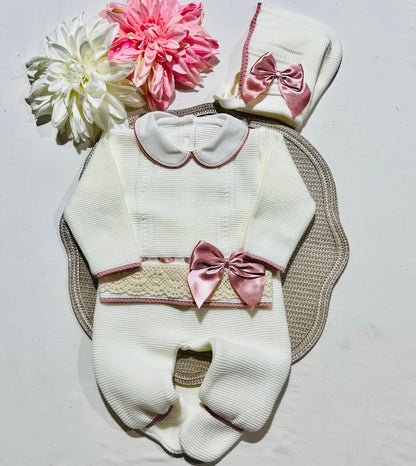 Conjunto Ternura para bebé - Camisola + calça + gorro - 0/3M