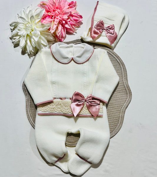 Conjunto Ternura para bebé - Camisola + calça + gorro - 0/3M