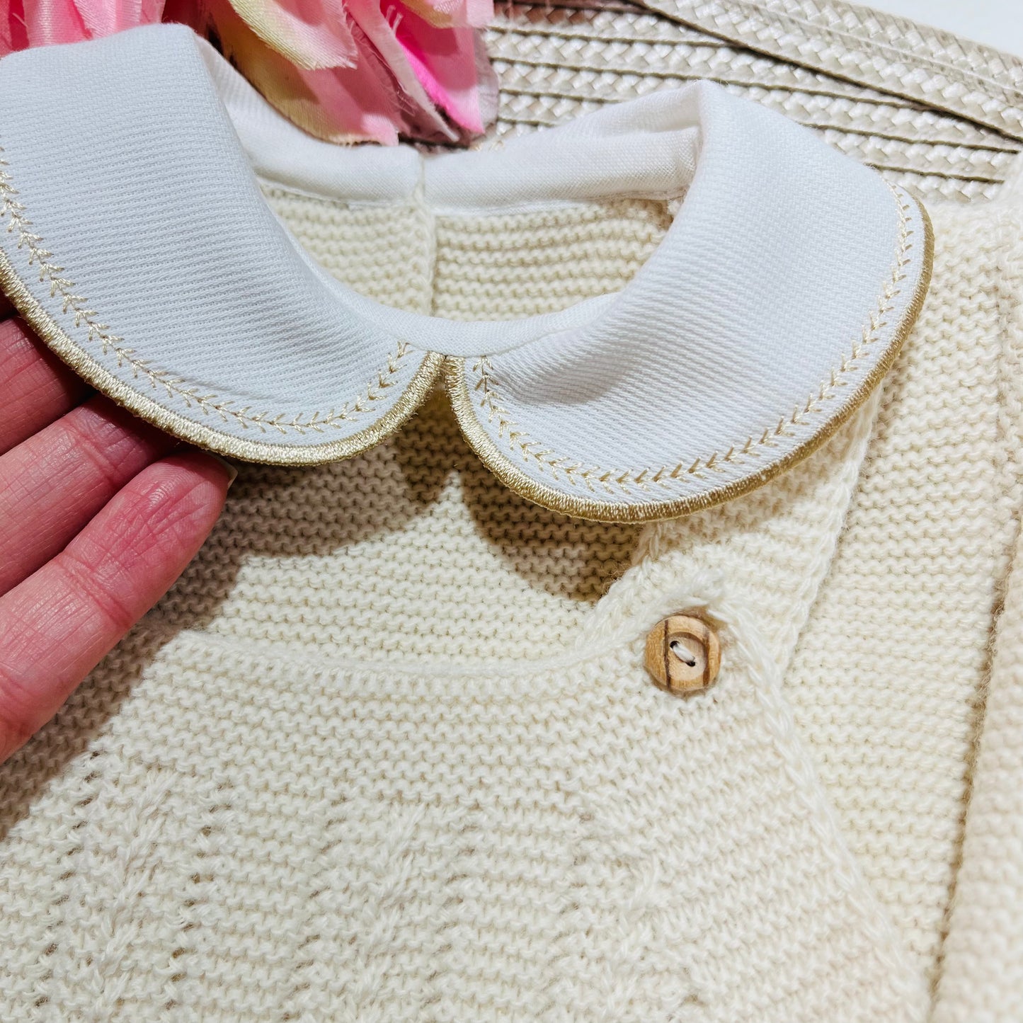 Conjunto Pompom de malha  para bebé - Areia - 0/2M