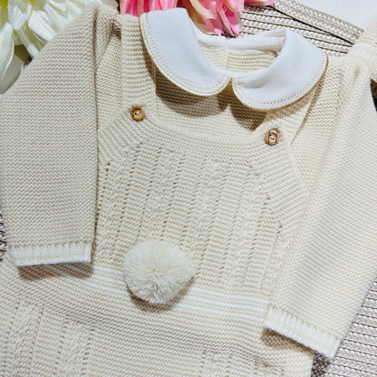 Conjunto Pompom de malha  para bebé - Areia - 0/2M