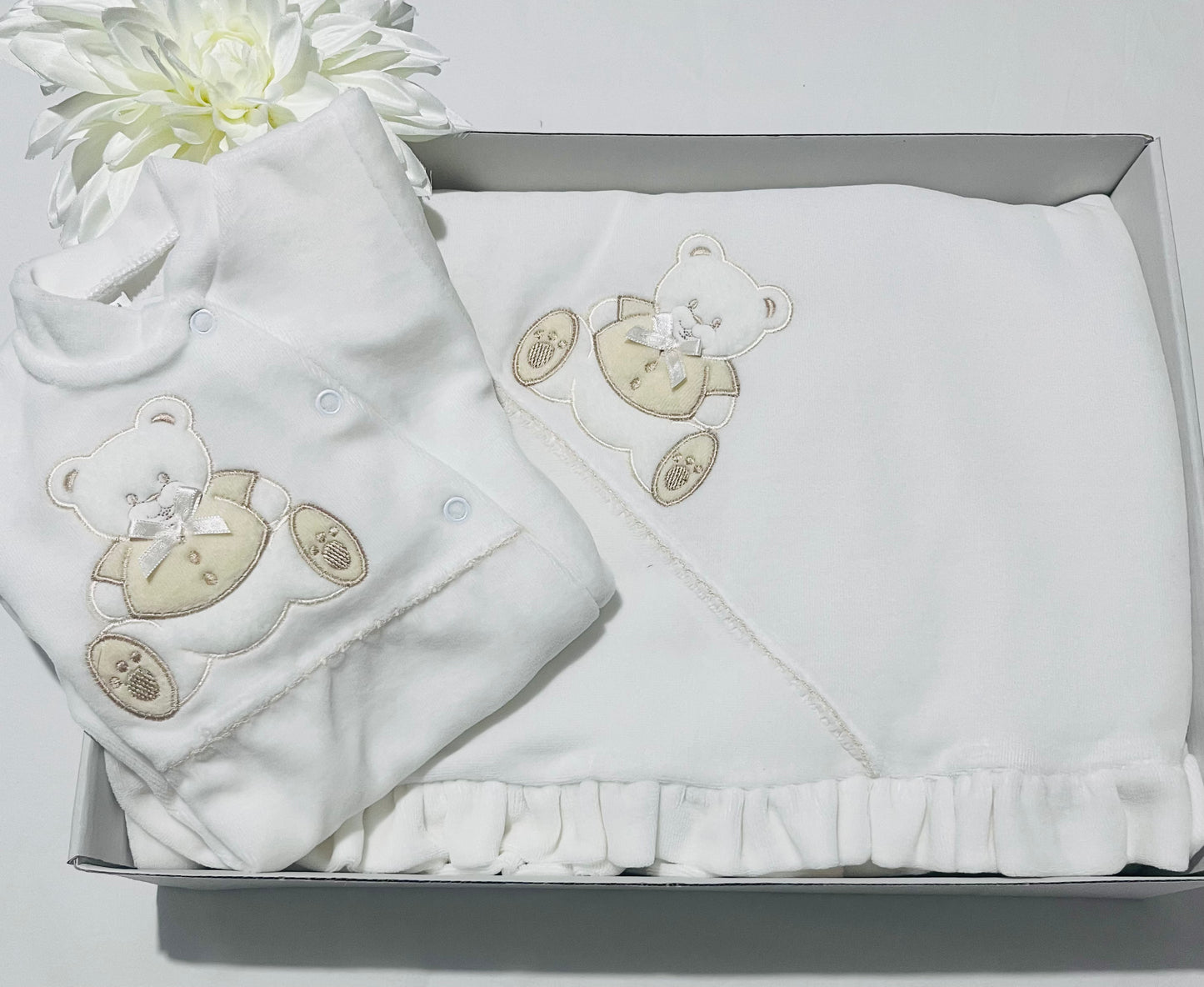 Conjunto de Manta e Babygrow Urso