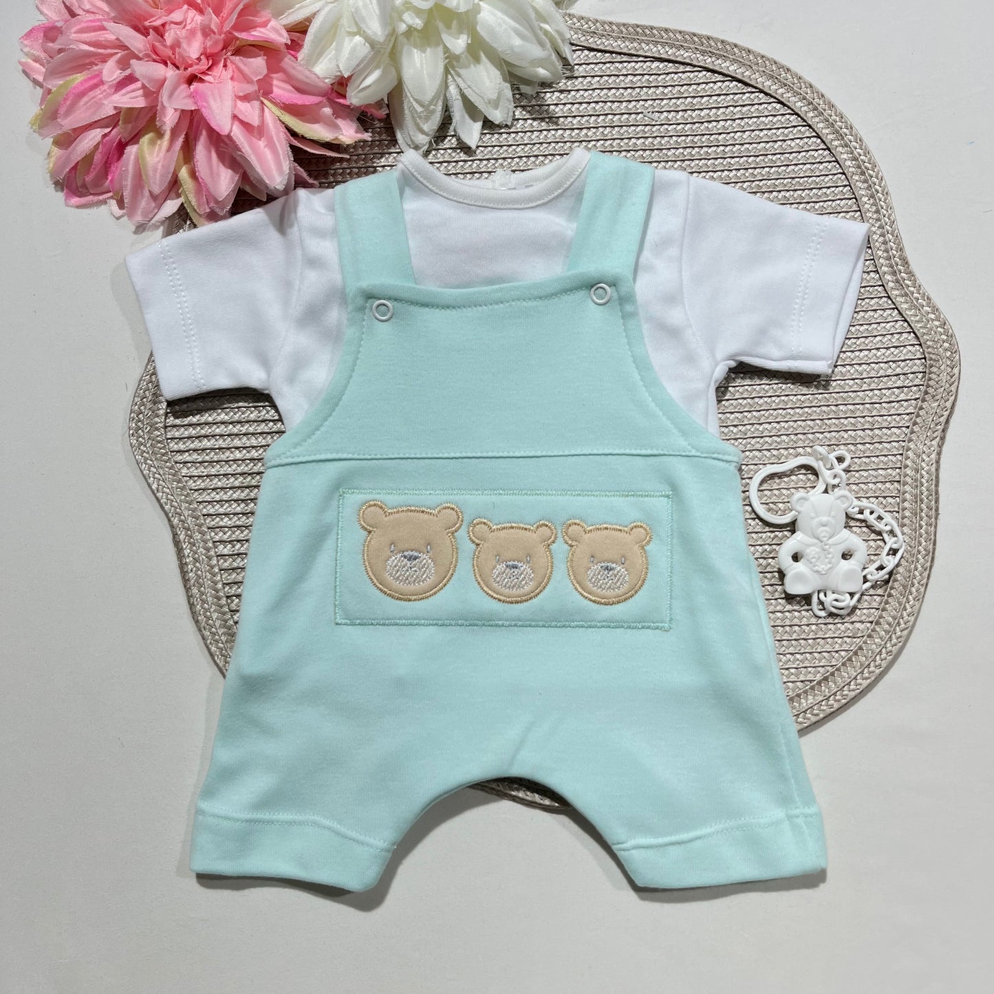 Conjunto Jardineira, Camisola e prende chupeta - 1 aos 6M