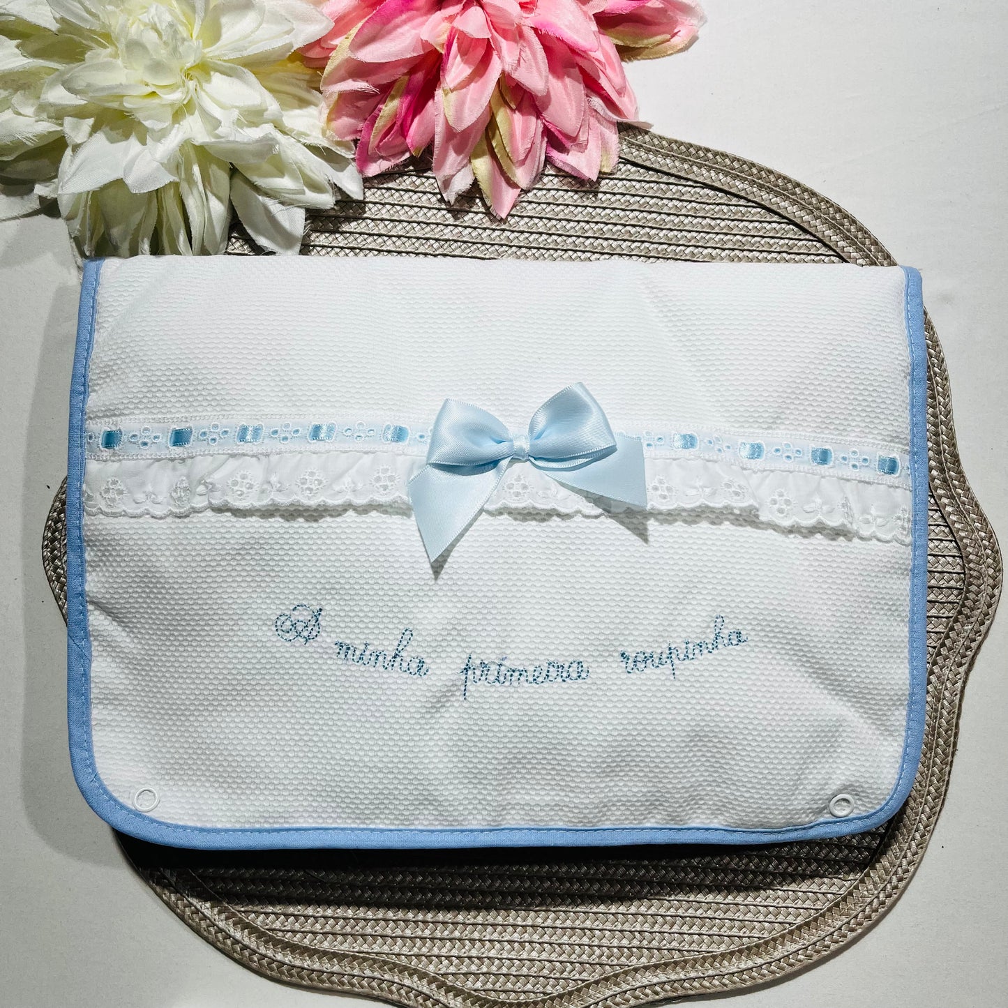 Primeira roupinha branco para recém-nascido - Algodão com bordado inglês