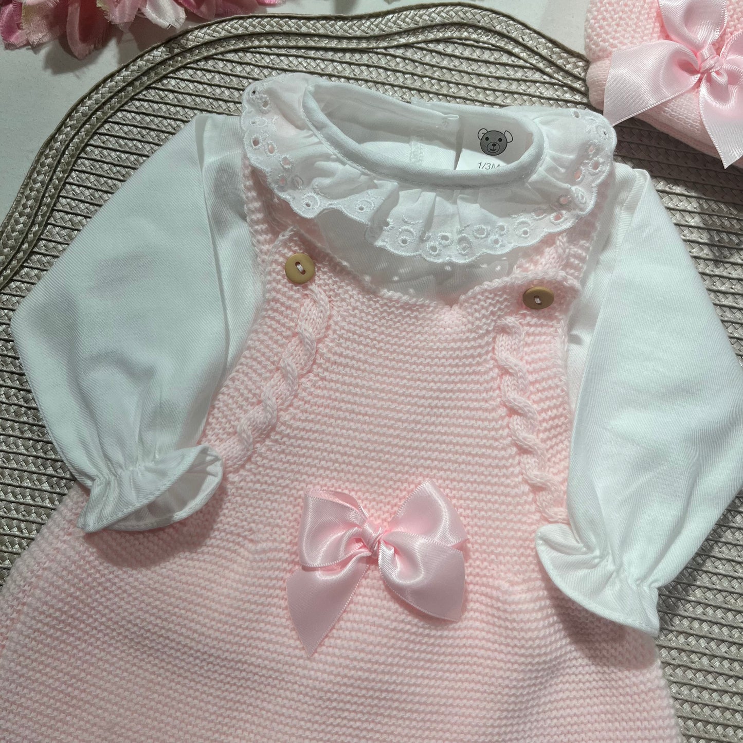 Conjunto Éloise para bebé - Vestido, camisa e touca. - 1/3M