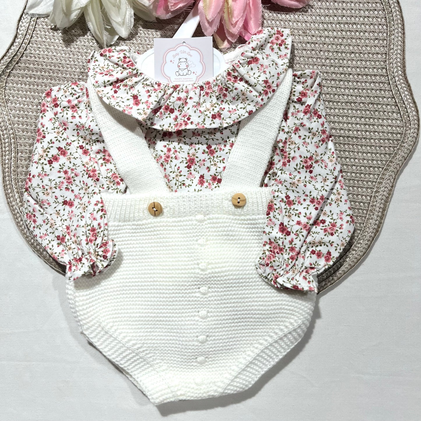 Conjunto Flor em malha para bebé - 1 aos 12M - Pérola